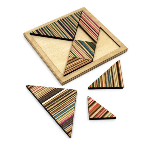 Game made of old skateboard